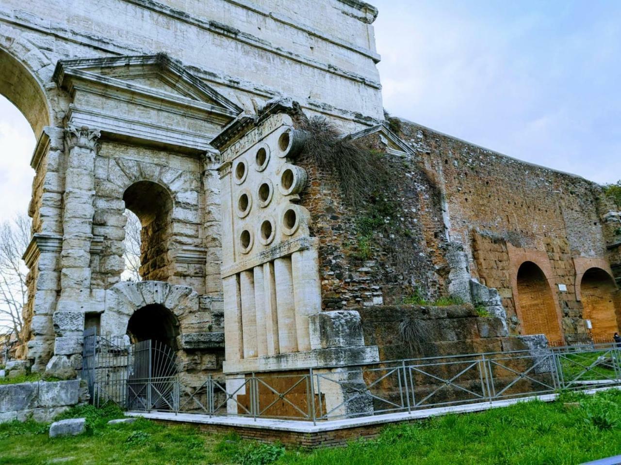 Porta Maggiore Gh Locazione Turistica روما المظهر الخارجي الصورة